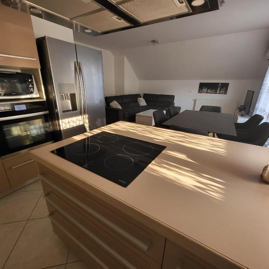 Apartment Zelimlje Škofljica Εξωτερικό φωτογραφία