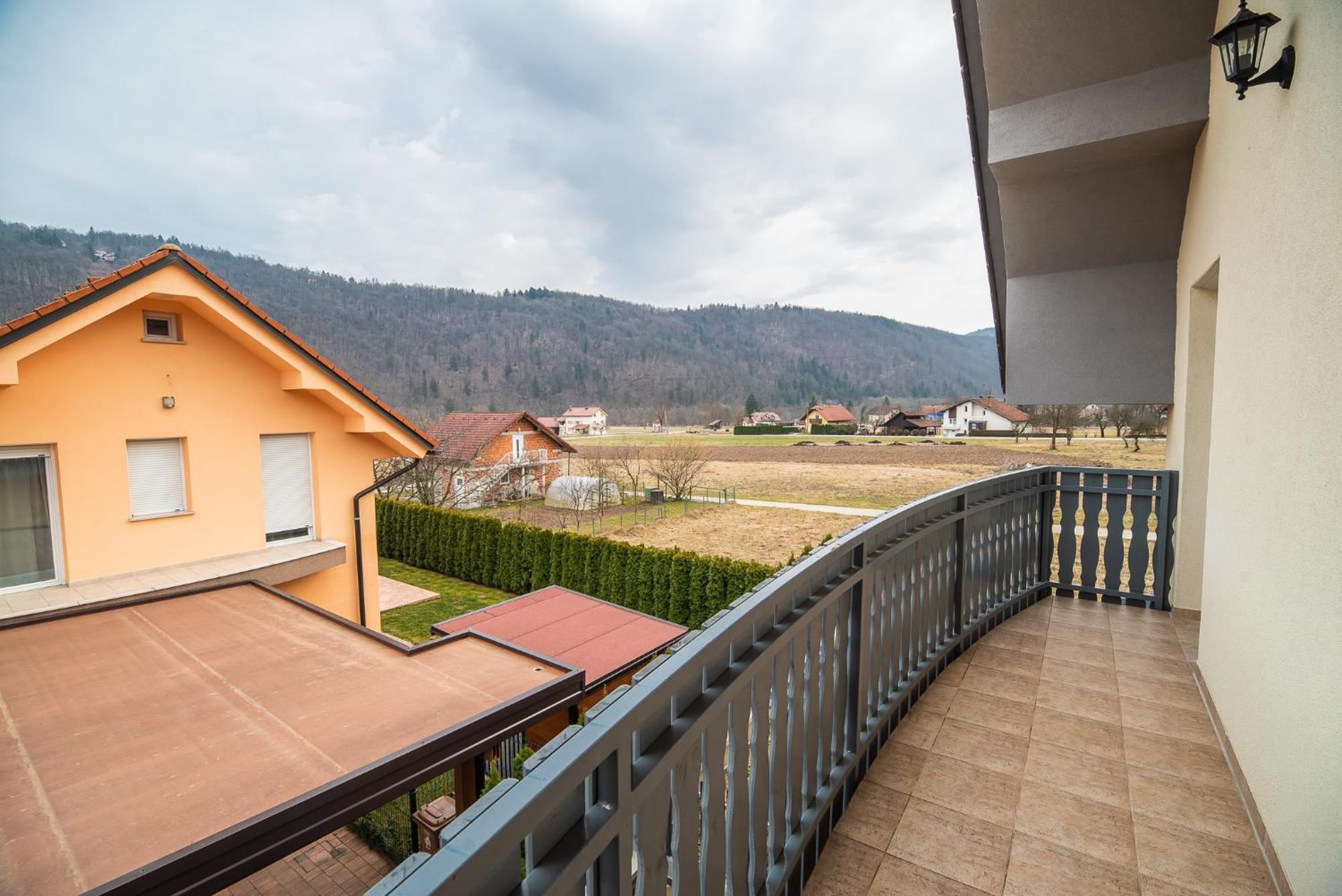 Apartment Zelimlje Škofljica Εξωτερικό φωτογραφία