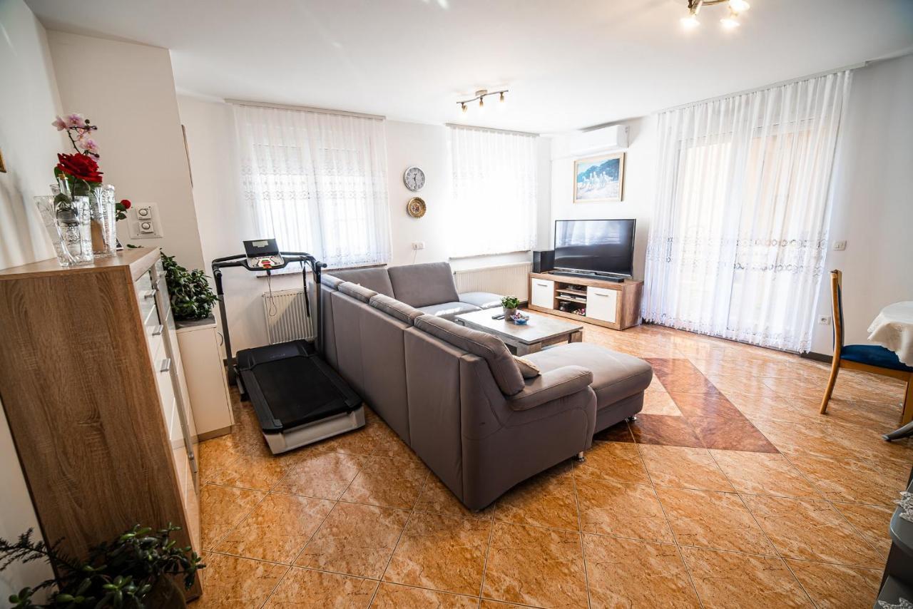 Apartment Zelimlje Škofljica Εξωτερικό φωτογραφία